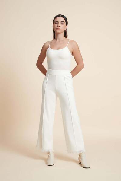 Yola Plain Straight-Leg Trousers