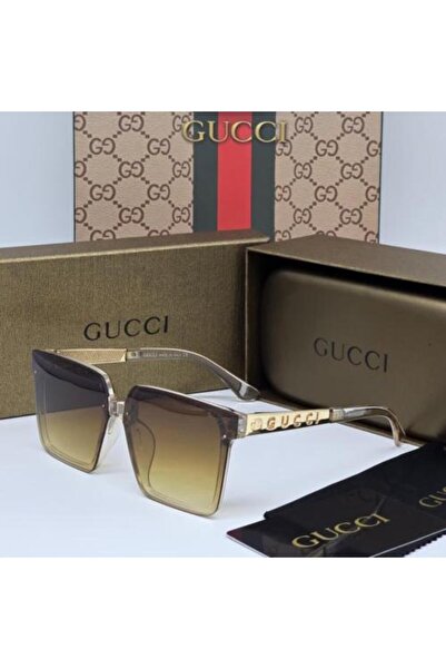 Gucci Glasses with Accessories