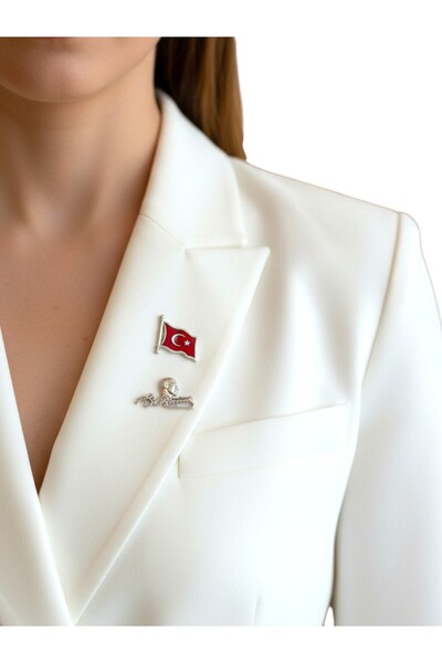 modamira Gümüş Rengi Atatürk ve İmzası İle Türk Bayrağı 2 Adet Yaka Rozeti