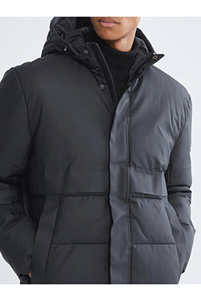 LC Waikiki Comfortable Fit Hooded Men's Puffer Jacket