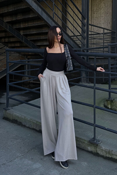 bacc Beige Pleated Detailed Spanish Ultra Soft Fabric Trousers Bcdf-25P0002