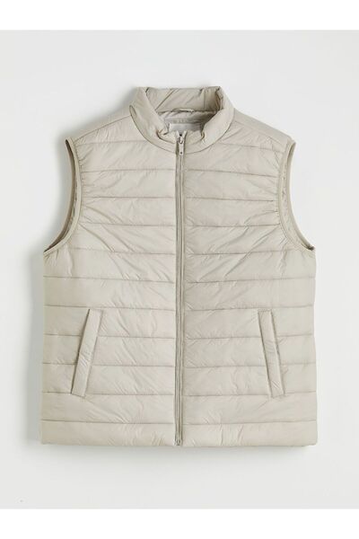 LC Waikiki LCWAIKIKI Classic Standard Mold Stand Collar Men's Puffer Vest