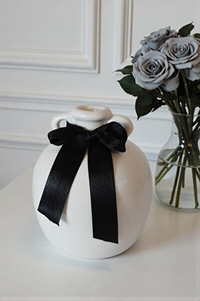 LALEZEN HOME Two Handle Vase with Black Ribbon