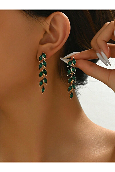 Take Two By Styli أقراط نسائية مزينة بأوراق الشجر مرصعة بأحجار الراين