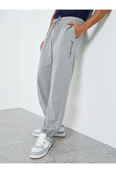 Styli Men Text Print Oversized Joggers