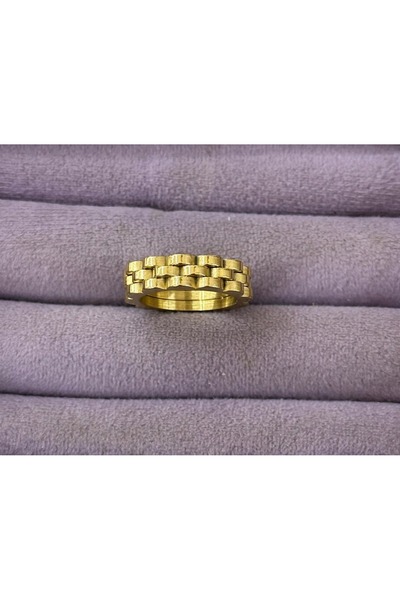 BY YASİN TOPÇU 💍   Stylish Ring with Gold Chain Pattern – Size 18 ✨