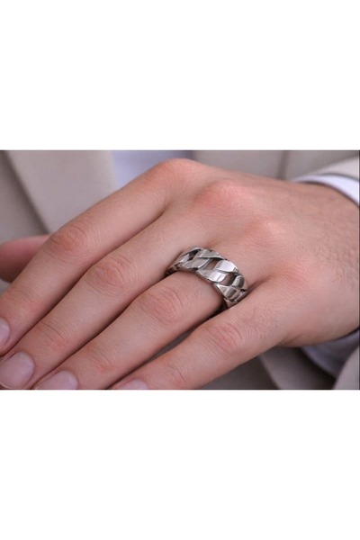 BY YASİN TOPÇU 💍   Silver Wave Pattern Shiny Ring – Size 19 ✨