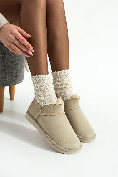 diya shoes Cozy Women's Short Winter Boots with Fur Inside and Suede Look