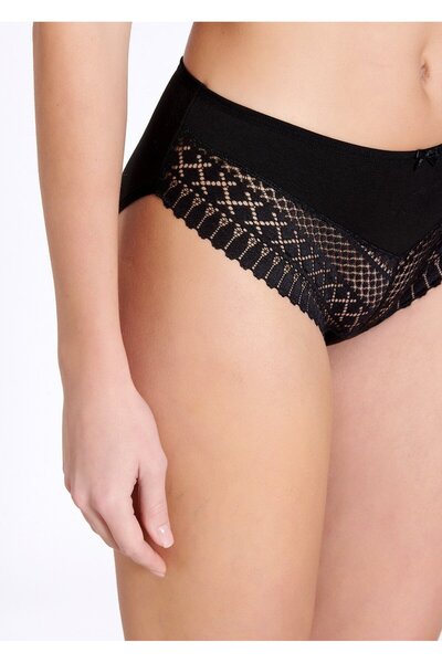 Belinay 2010 Asimetrik Dantelli Kadın Külot