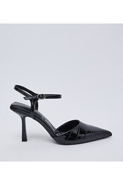 Anne Klein Ibaraa Crocs Textured Ankle Strap Pumps