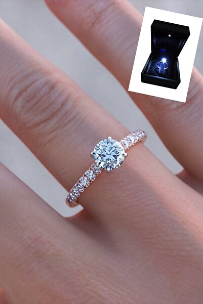 Crystal Diamond Zirconia 0.30 Karat / 0.30 Carat Rose Tektaş Yüzük
