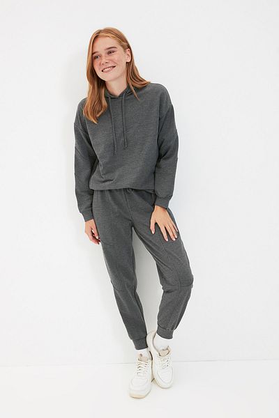Trendyol Collection Trainingsanzug - Grau - Regular Fit