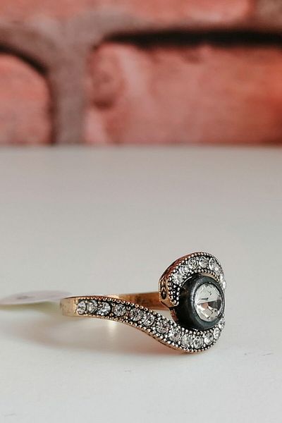 Esra Pamir Diamond Mounted Ring