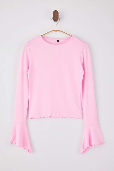 Trendyol Collection Bluză roz deschis, cu mulat volane/ cu volane, premium mo...