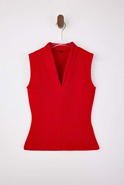 Trendyol Collection Red Fitted/Flattering V-Neck Sleeveless Corded Fabric Str...