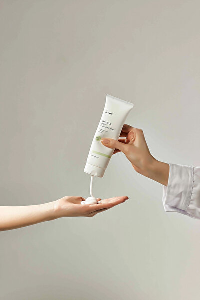 iUNIK iUNIK Centella Gentle Cleansing Foam, 120ml