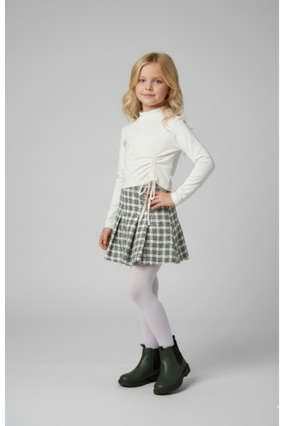 Çikoby Kız Çocuk Büzmeli Bluz Lastikli Bel Dokuma Kalın Şort Takım