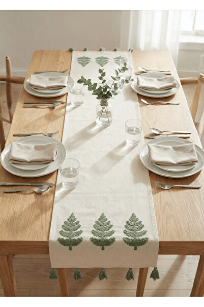 Destiva Home Yeşil Renk Ağaç Nakışlı Püsküllü Buldan İşi Pamuk Runner (40x130...