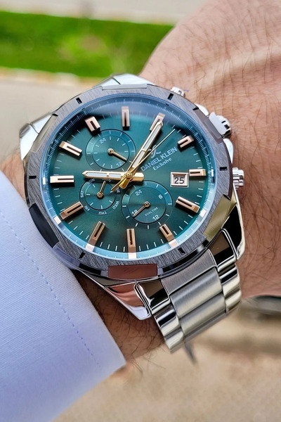 Daniel Klein Functional Men's Wristwatch with Green Korodnu Silver Color Dial...