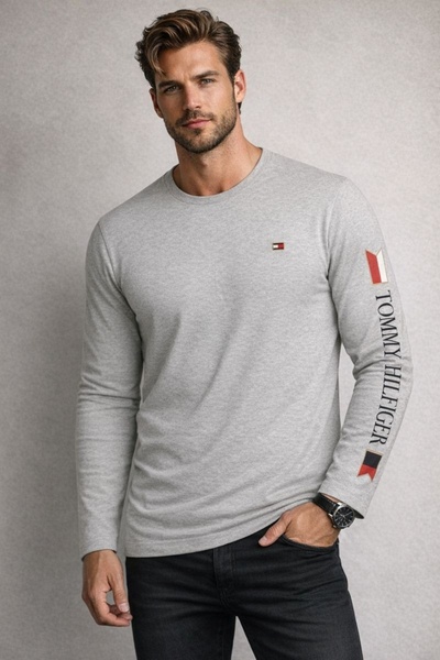 Tommy Hilfiger Long Sleeve Mirror Flag T-Shirt - Regular Fit