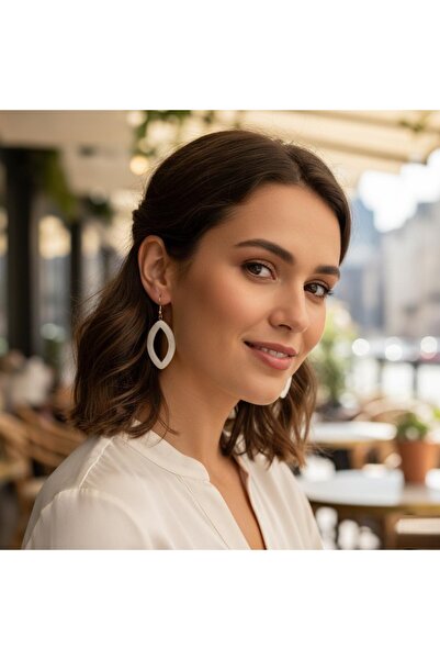 luckybaby Seashell High-quality shell drop earrings with a unique and bold de...