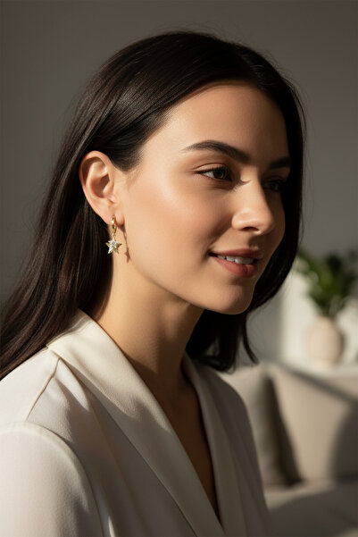 Güler Kuyumculuk Altın Yıldız Model Küpe