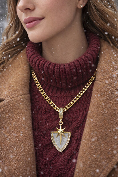 mayaluxe قلادة سلسلة ذهبية اللون مع تفاصيل حجر الزركون وأشكال درع ونجمة