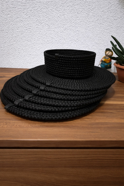 Naspar 6 bucăți de pâine neagră / American Service 1 bucată de pâine neagră