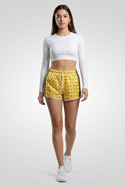 adidas شورت رياضي نسائي للأنشطة الخارجية بشعار العلامة التجارية Gucci x Origi...