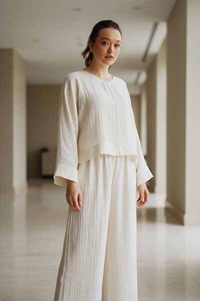 Su Koleksiyon طقم بلوزة وبنطلون موسلين سول طبيعي