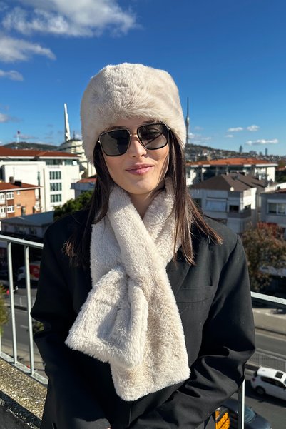 Mollycrush Women's Beige Plush Fur Scarf Hat Set |   Premium Winter