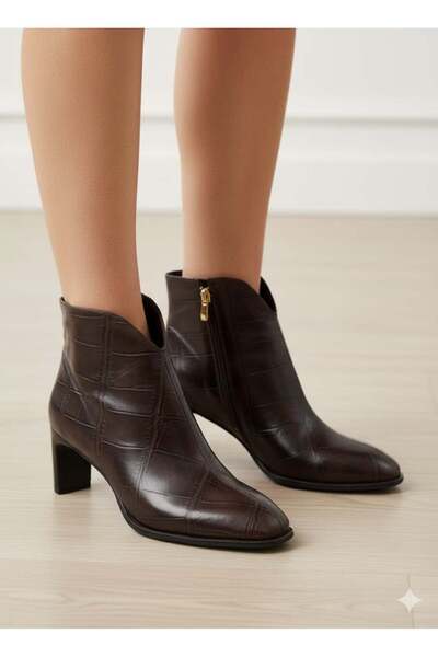 Luvesta Shoes حذاء كروكو بكعب رفيع بني داكن