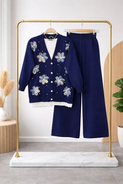 semela طقم تريكو مزين بالزهور (أزرق داكن)