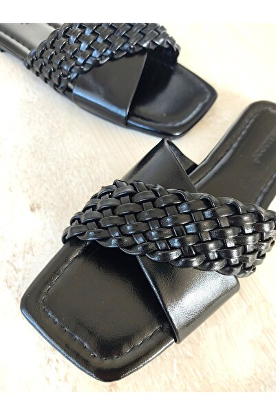 L&L Blunt Toe Heelless Cross Daily Patent Leather Women's Slippers