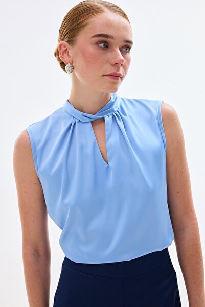 Sateen Σατέν μπλούζα με λεπτομέρεια γιακά - Baby Blue