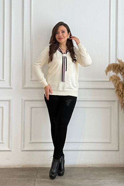 Yağmur Butik Yüksek Bel En Boy Likralı Zigzag Taş Detaylı Kot Pantolon