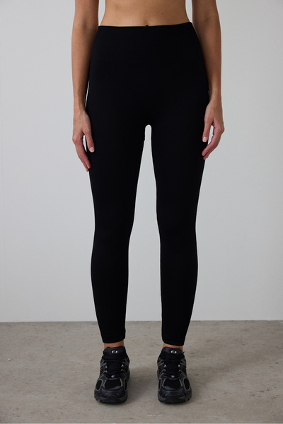 Penti Seamless Dikişsiz Siyah Tayt