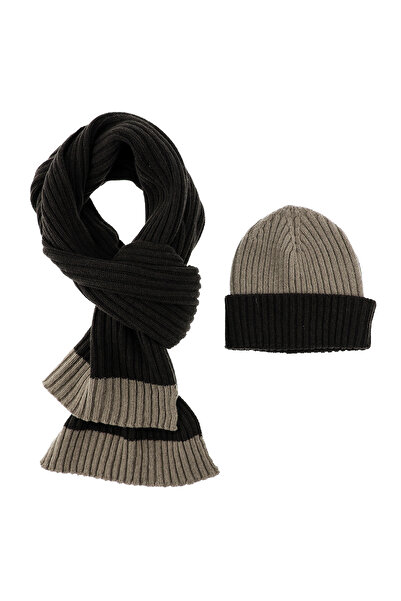 Kiğılı Set eșarfă și beretă cu model de lână