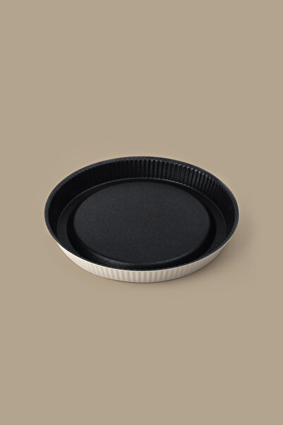 Gigilli قالب تارت من التيتانيوم 30 سم كريمي