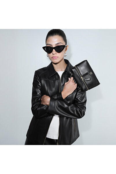 Desa حقيبة يد جلدية صغيرة سوداء للنساء