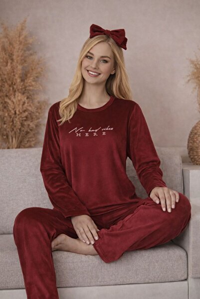 GAMDELLE MODA Women's Red Velvet Bottom Top Pajama Set