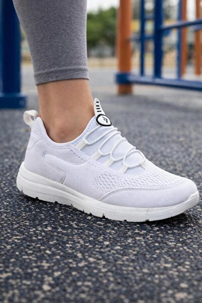 MAC MERO حذاء رياضي أبيض للجنسين خفيف الوزن للمشي اليومي والجري للرجال والنساء
