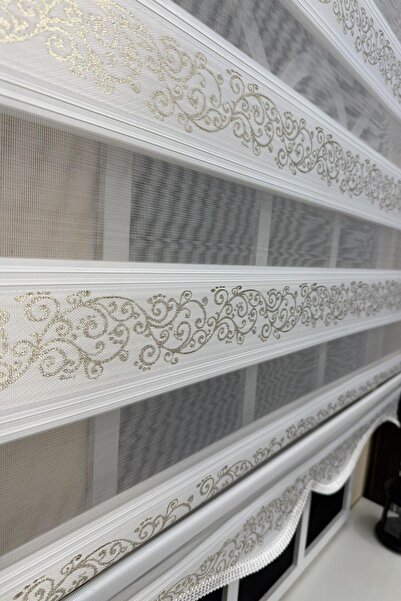 KORUTEKS Zebra Stor Perde Sarmaşık Desen Gold Altın Simli Etek Dilimli KT9300...