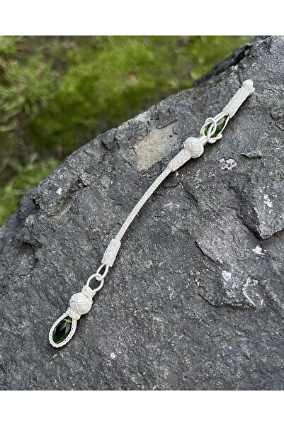 KAZZAZE شرابة فضية من الحجر الأخضر