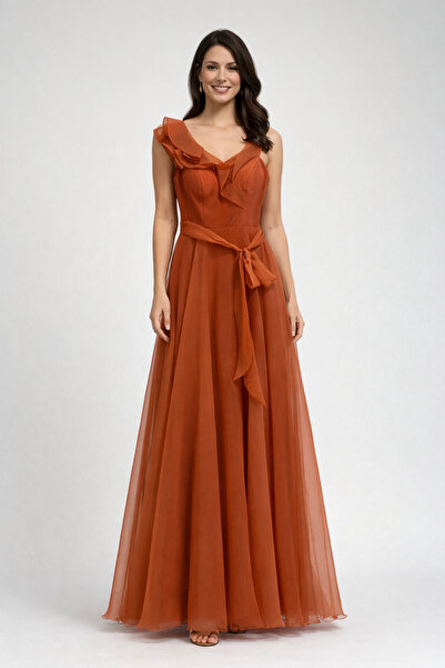 Saygın 366 Αξιοσένατο μακρύ βραδινό φόρεμα από τούλι με ζώνη