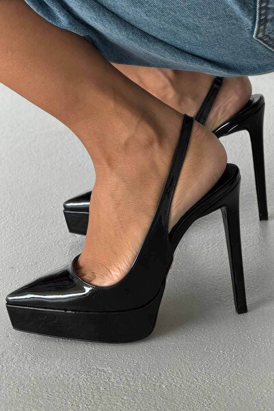 AYAKKABI PRENSİ حذاء نسائي بكعب عالي من الجلد الأسود اللامع من Flex