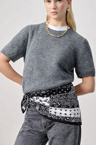 New Obsessions Bohemia Series 70X70 Satin Bandana Shawl Scarf