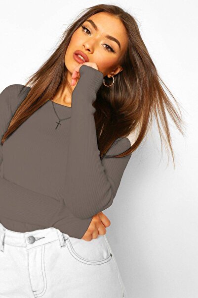 CHEISU Γυναικείο μπλουζάκι καφέ γάλακτος με μακρυμάνικο λαιμόκοψη Μπλούζα καμ...