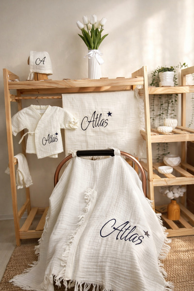 hobittubaby İsim nakışlı yenidoğan müslin hastane çıkış seti