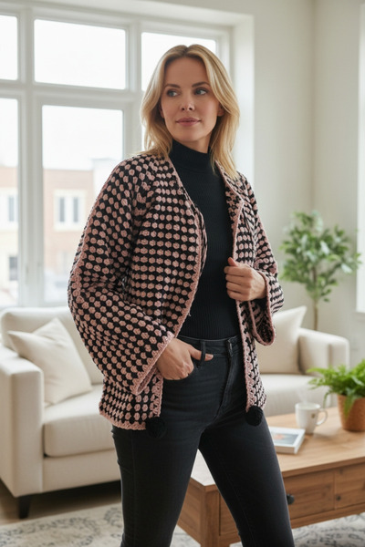 Örgü Sanatı DilekÇak El Örgüsü Patchwork Ömürlük Hırka, Ponpon Detaylı, Renk ...